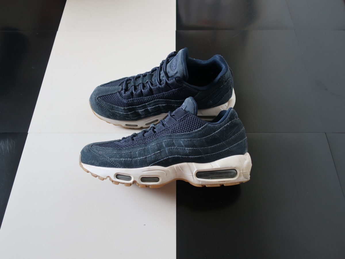 人気 限定 NIKE エアマックス95プレミアム アーモリーネイビー 人気 限定 NIKE エアマックス95プレミアム アーモリーネイビー