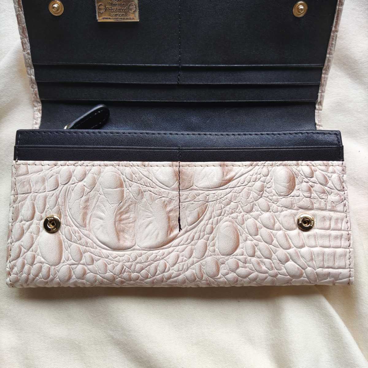 【新品・未使用】 ヴィヴィアンウエストウッド Vivienne Westwood 長財布 二つ折り クロコ調 レディース 薄型