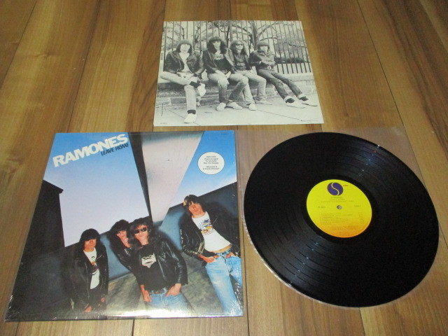 RAMONES ラモーンズ LEAVE HOME リーブ・ホーム 米LP SR 5031 '77再発 バーコード表記無 シーナはパンクロッカー SHEENA IS A PUNK ROCKER _画像2