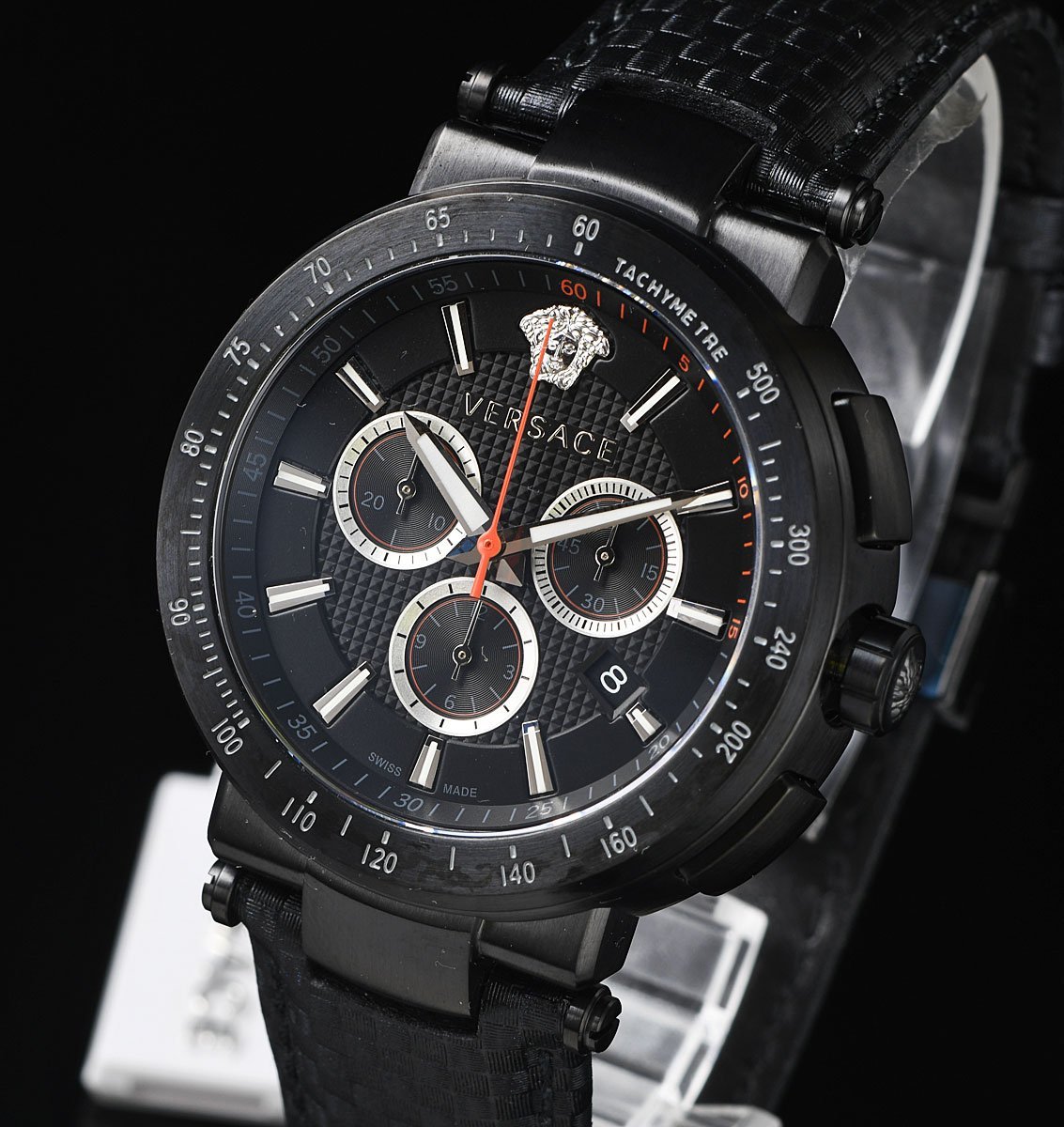 豪華な 新品ヴェルサーチ腕時計スイス製メンズ50m防水クロノグラフ未