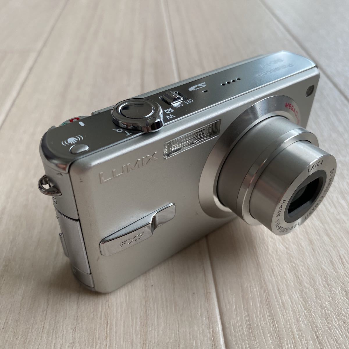 Panasonic LUMIX DMC-FX7 パナソニック ルミックス デジタル Panasonic LUMIX DMC-FX7 パナソニック ルミックス デジタル