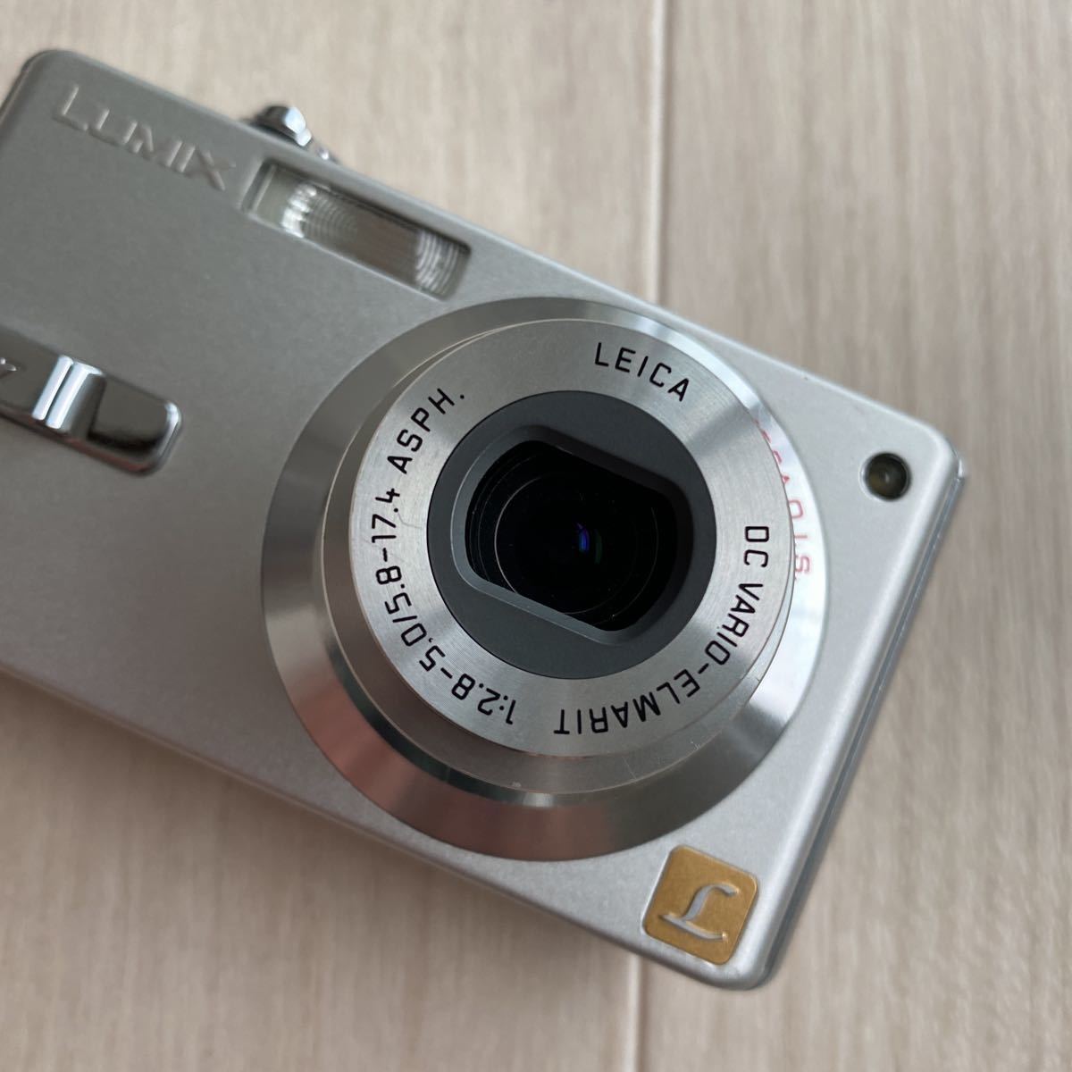 Panasonic LUMIX DMC-FX7 パナソニック ルミックス デジタル Panasonic LUMIX DMC-FX7 パナソニック ルミックス デジタル