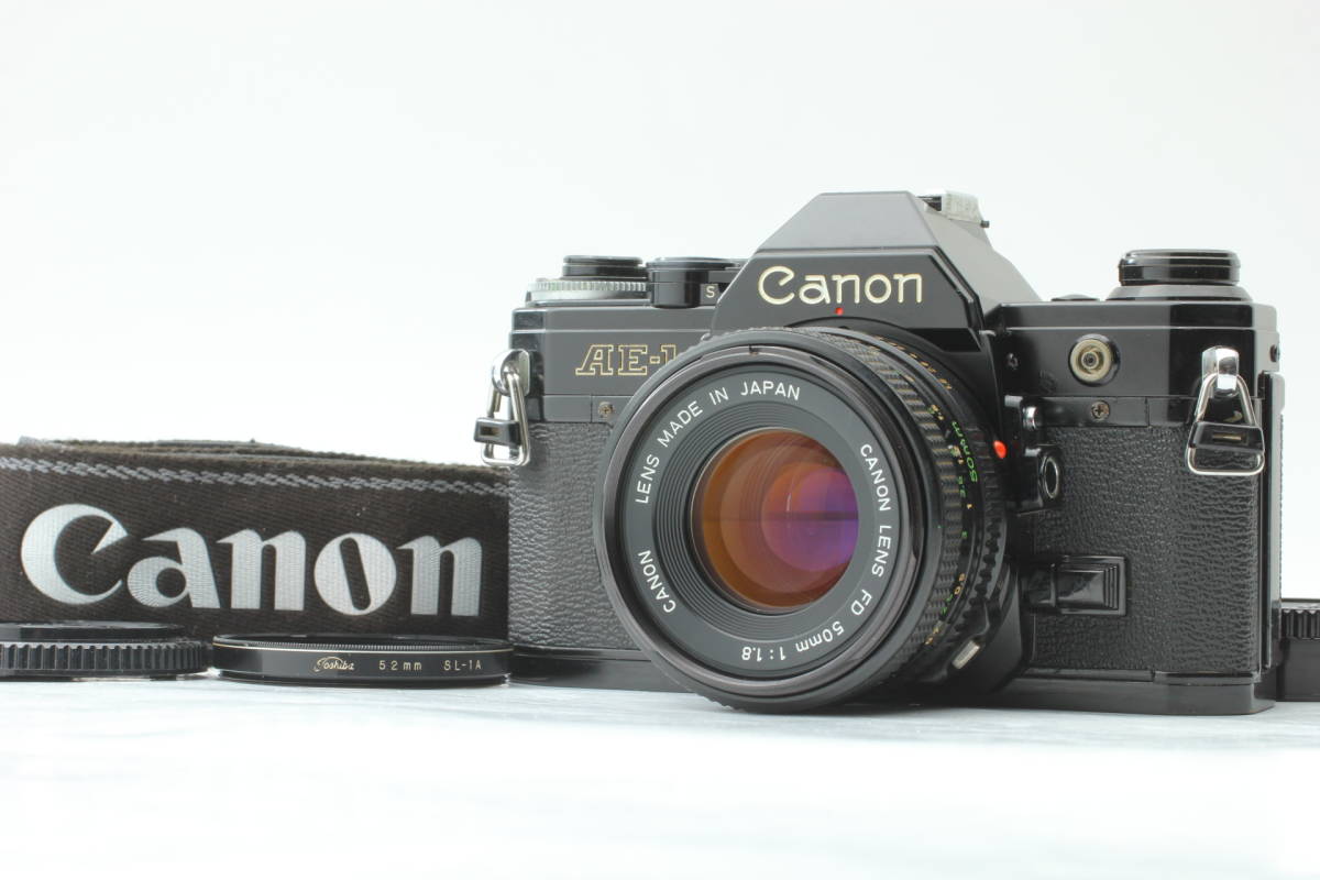 美品】Canon AE-1 35mm SLR Camera Black NEW FD 50mm f/1.8 Lens
