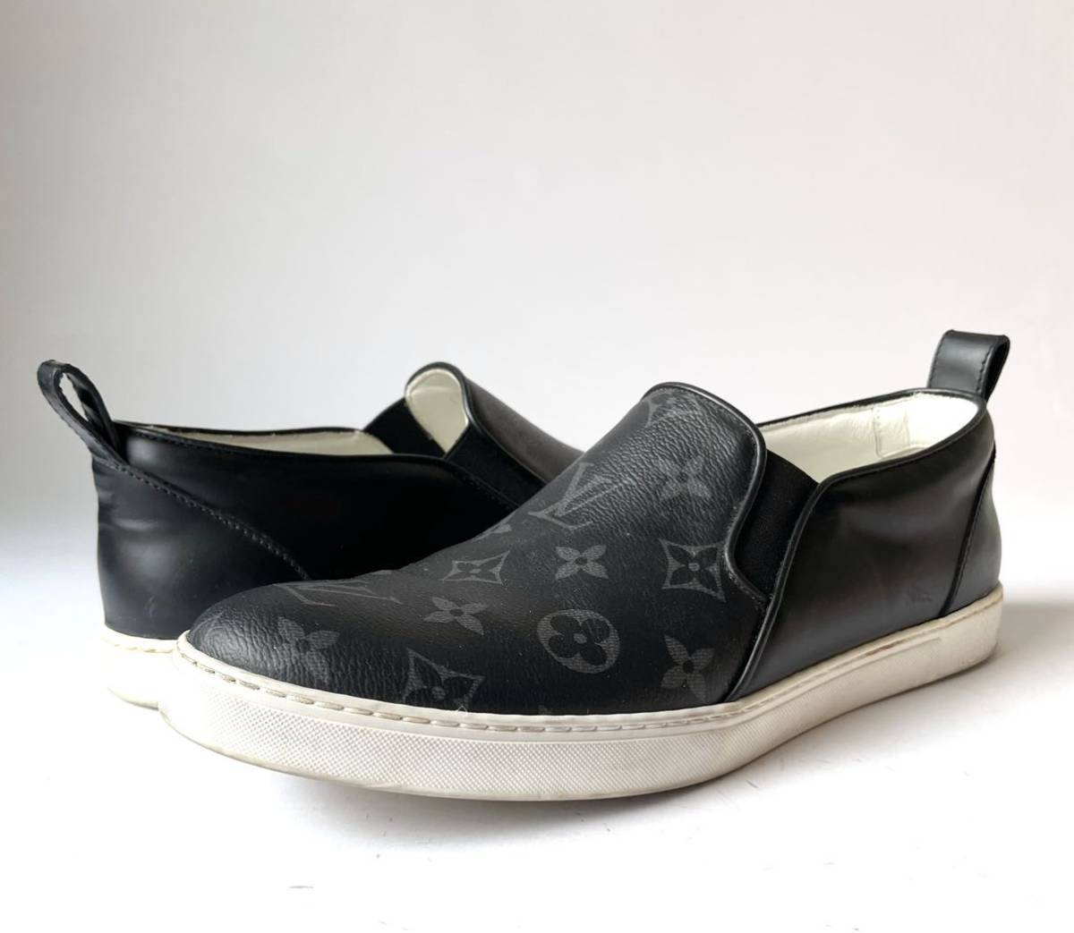 LOUIS VUITTON Monogram Eclipse Slip on ルイヴィトン モノグラム エクリプス スリッポン メンズ 靴 スニーカー ブラック グレー 正規品 【海外 正規品】 エクリプス スニーカー スリッポン ルイヴィトン スニーカー