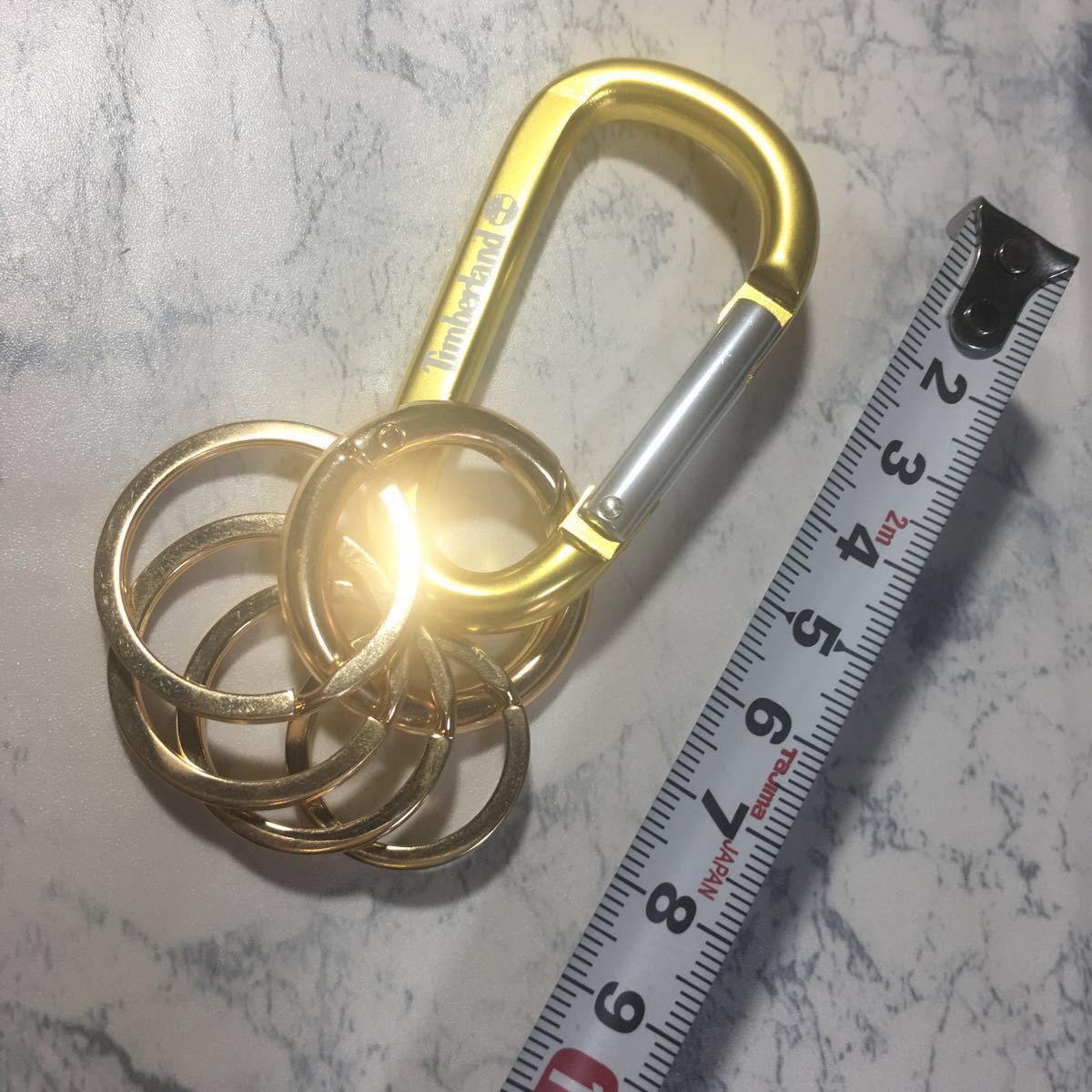 PayPayフリマ|4連 金 カラビナキーホルダー ゴールド キーリング 古着 B系 ブランドカラビナ キーフック ストリートキーホルダー ラウンド PayPayフリマ|4連 金 カラビナキーホルダー ゴールド キーリング 古着 B系 ブランドカラビナ キーフック ストリートキーホルダー ラウンド