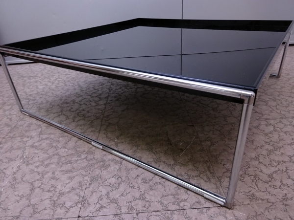 2022年5月新作下旬 Kartell TRAYS トレイズ80 (スクエア