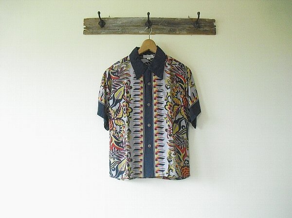 高評価！ Hawaiian shirts/Flower Border（WAREHOUSE）ウエアハウス　フィラメントレーヨン　ハワイアン　＠XS　希少　絶版品　デッドストック　新品 半袖シャツ