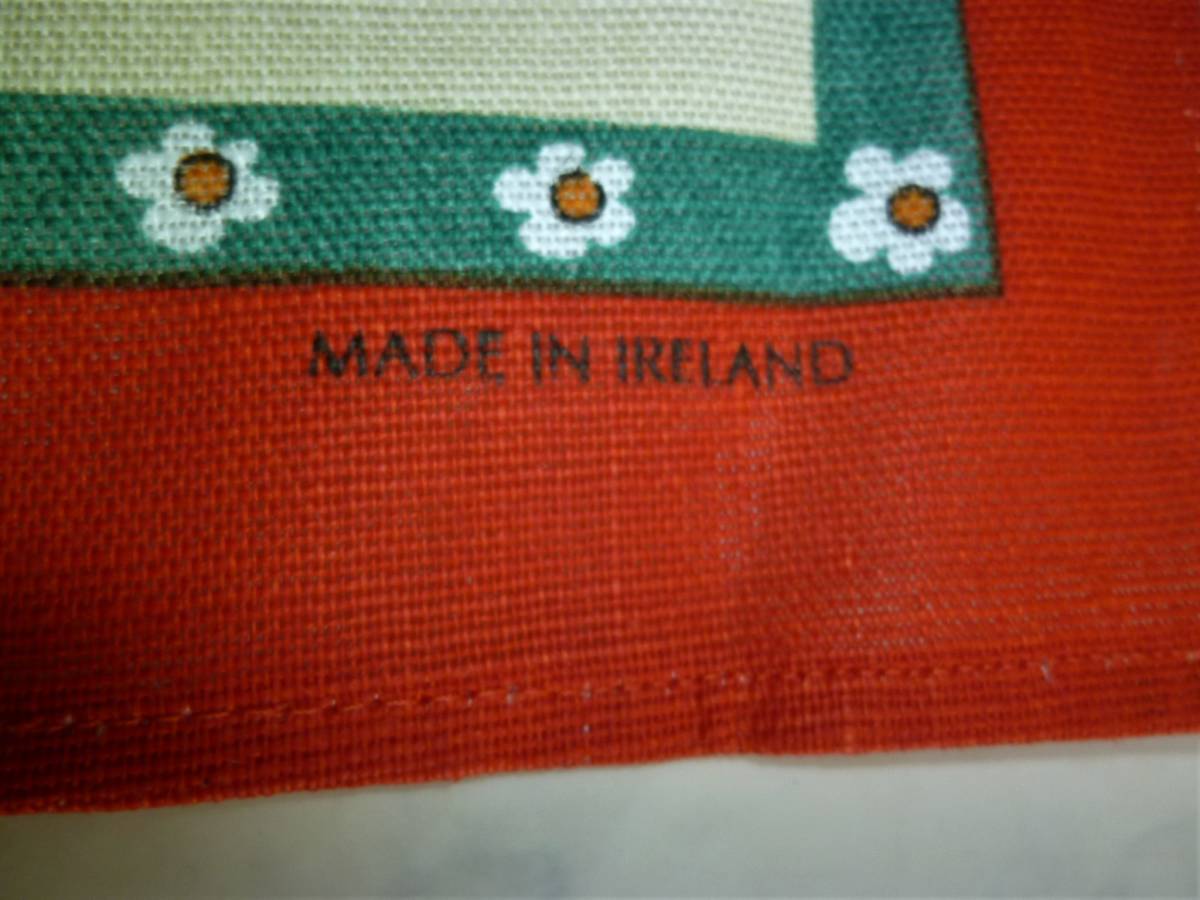 新品　MADE IN IRELAND 大判の敷物　飾り物　インテリア用品_画像8