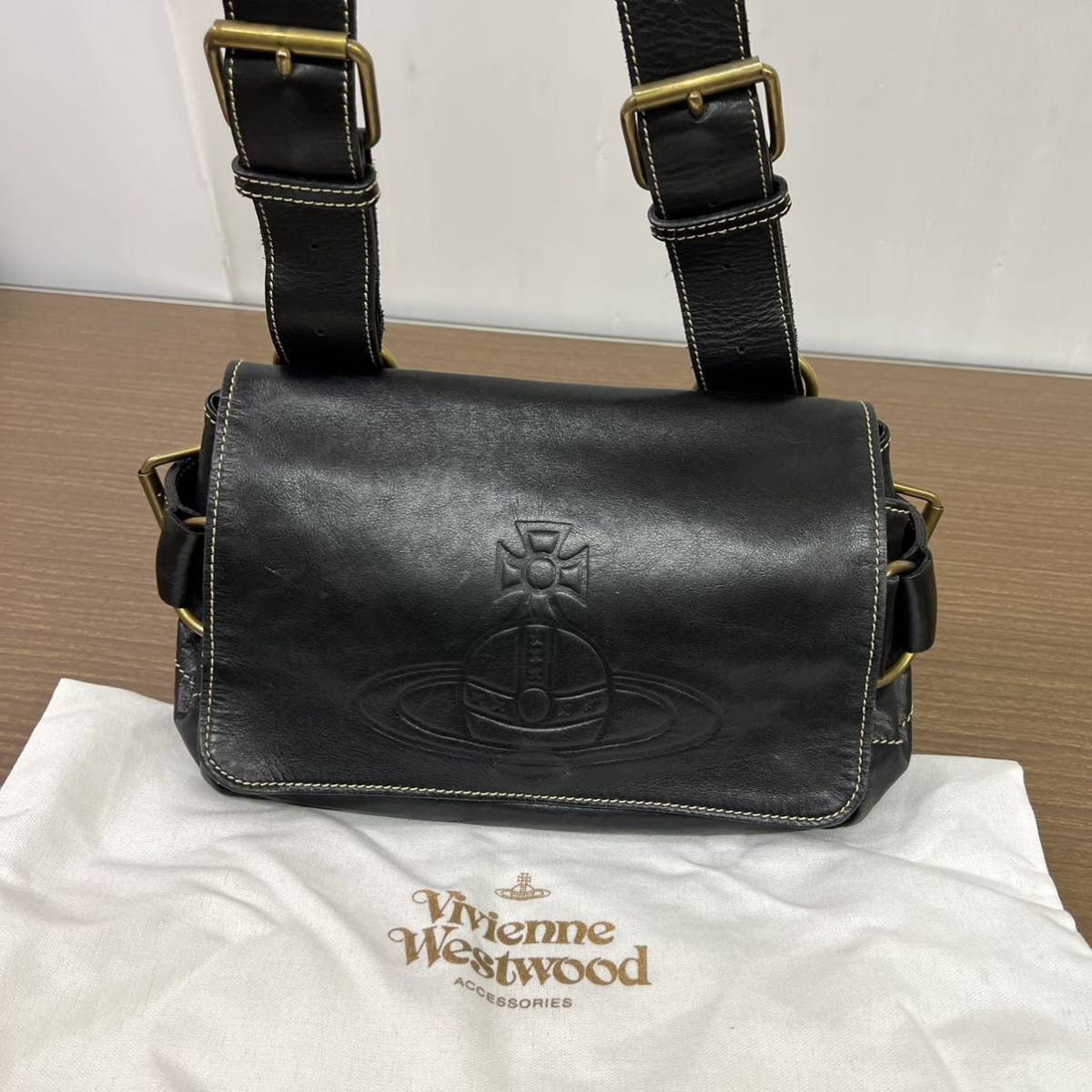 AIbVivienne Westwood ヴィヴィアン ウエストウッド ショルダー