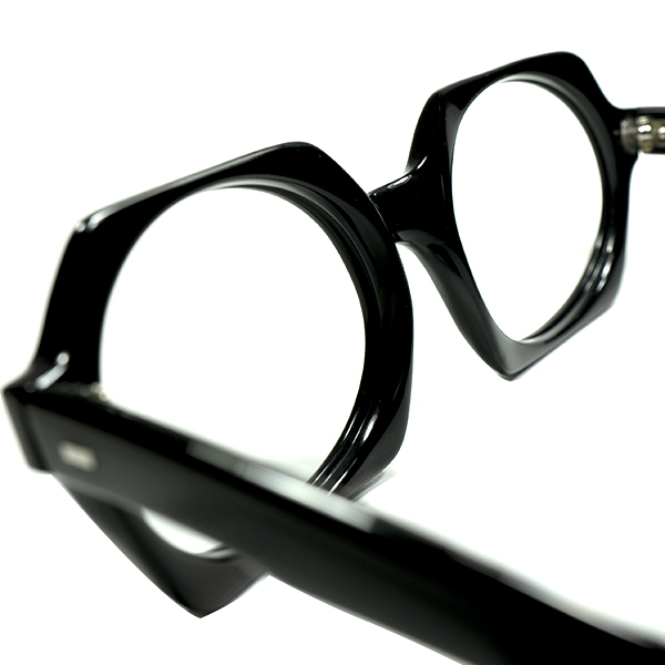 世界のアイウェアシーンが激変した時代より1960sイタリア製 デッド FRAME ITALY 変形ポリンゴンHEXAGON 六角形 BLACK size52/20 眼鏡 _画像4