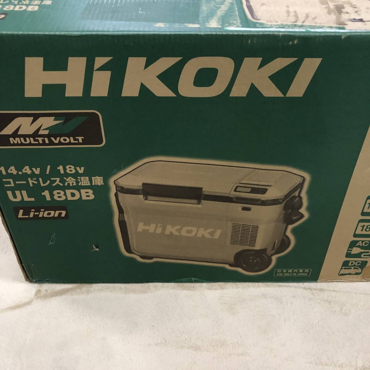 HiKOKI(ハイコーキ) 14.4/18V コードレス 冷温庫 ミニ 冷蔵庫 車載冷蔵庫 3電源対応 コンプレッサ式 フォレストグリーン UL18DB