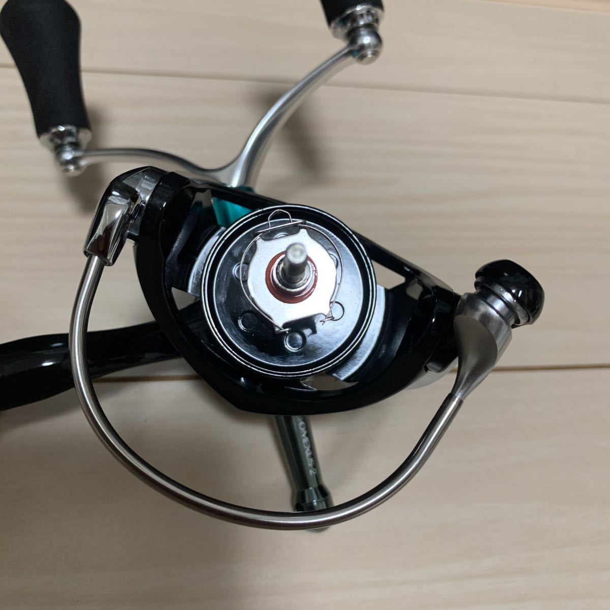 美品ダイワ DAIWA☆19エメラルダス LT2500S-H-DH☆ラインローラー