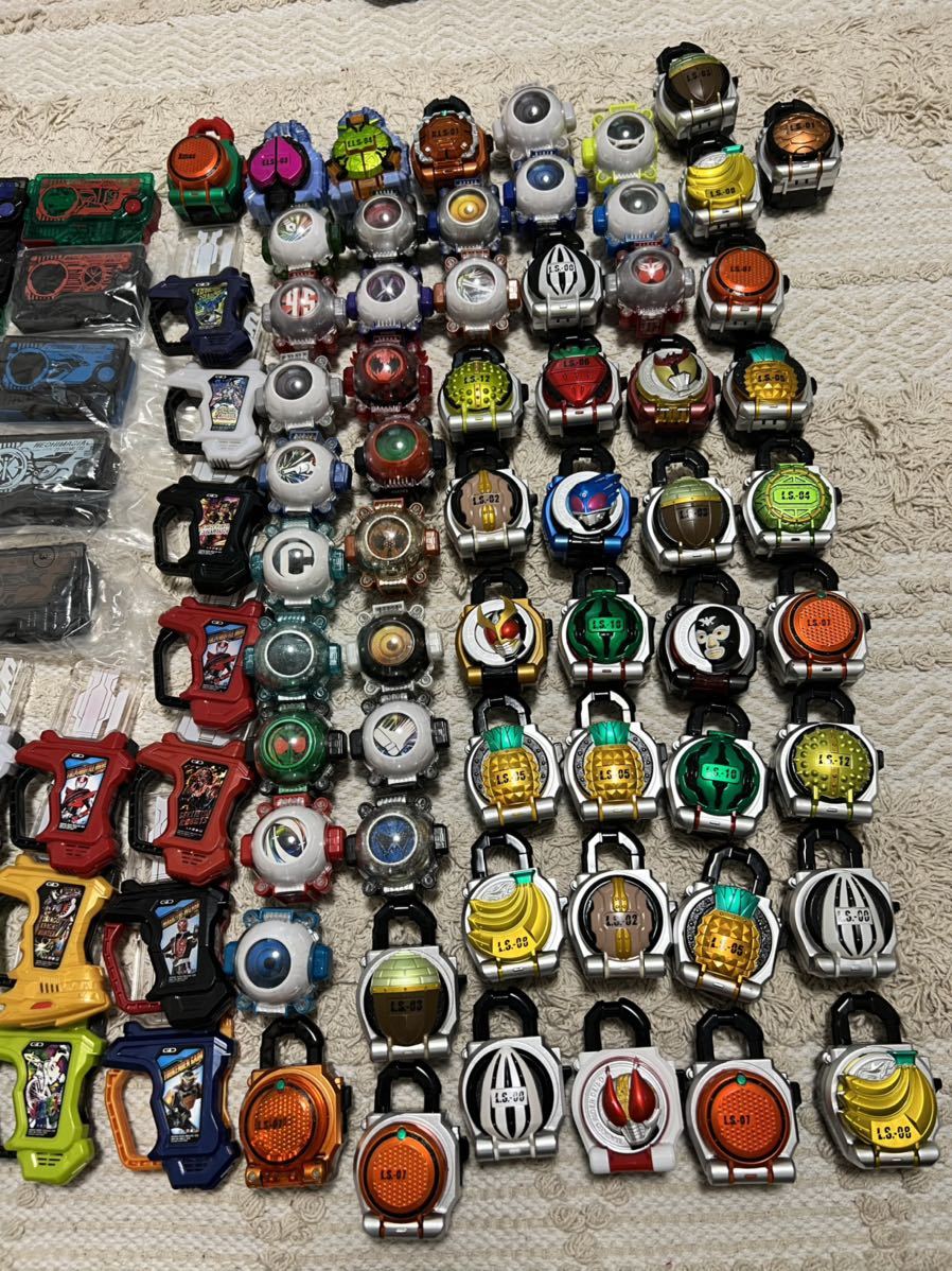 仮面ライダーゼロワン プログライズキー 仮面ライダーエグゼイド