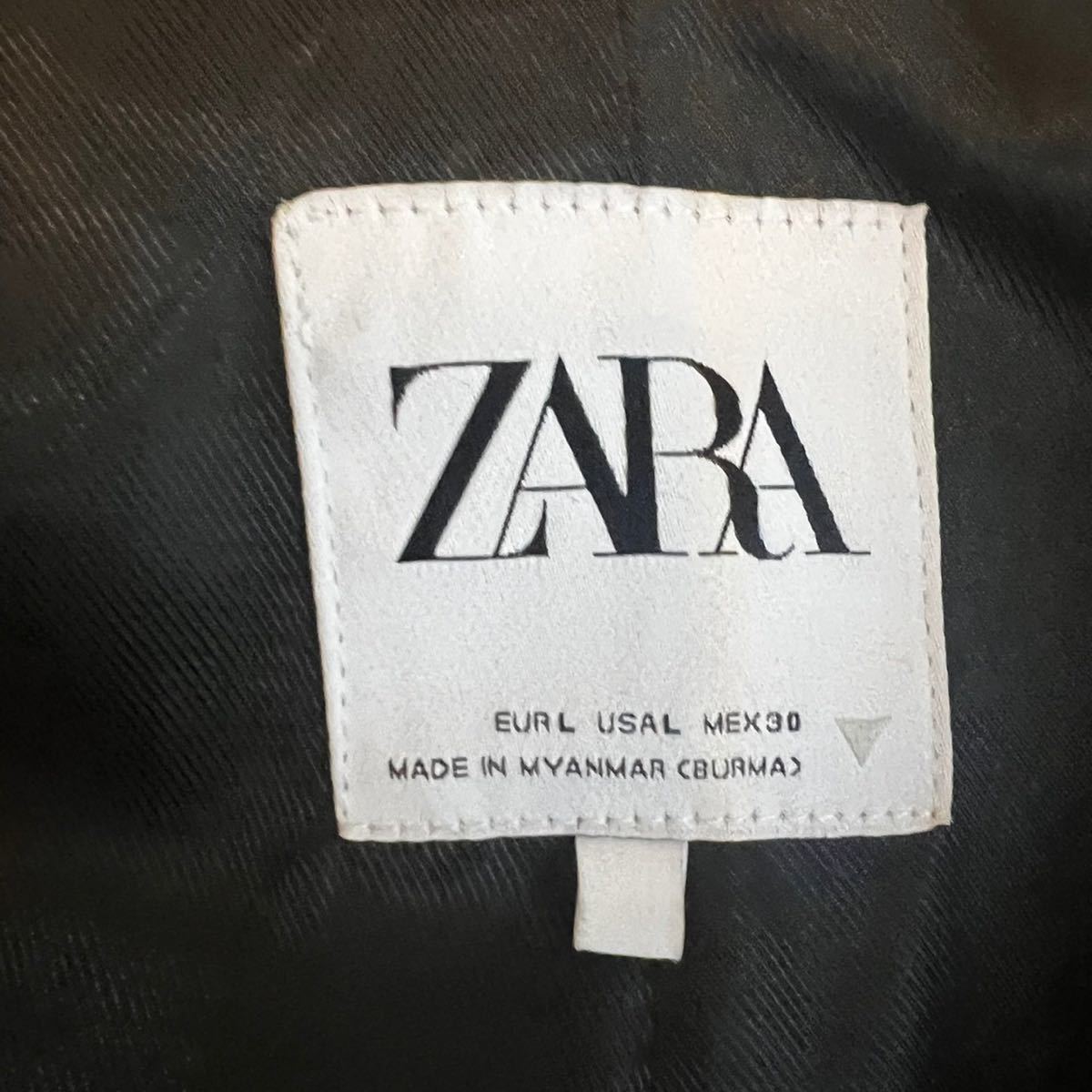 ZARA ダブルボタンジャケット　テーラードジャケット　ブラック　黒　ゴールドボタン　オーバーサイズ　レディース　L