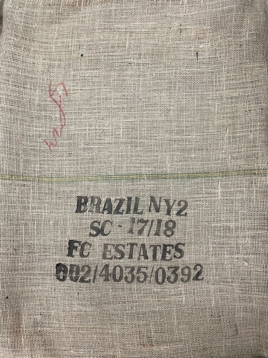 【コーヒー生豆】ブラジルNo2 　900g　 ※送料無料！