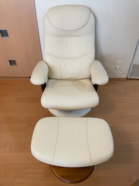 ☆中古☆karimoku カリモク リクライニングチェア オットマン付 RT4320