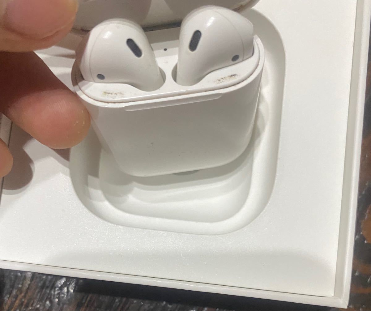 Apple AirPods 第2世代　 MV7N2J/A 正規品