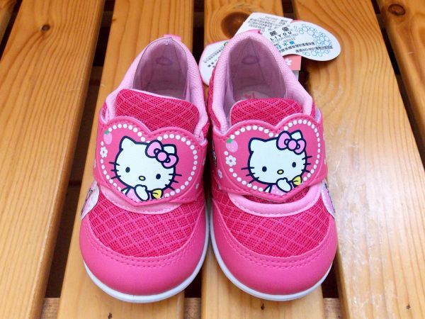 { great special price sale!!} Taiwan * prompt decision! regular goods!! Sanrio Hello Kitty baby sneakers * for infant shoes (KT710) 13.5cm!