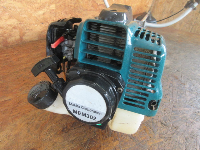 8】6 ○草刈機○ 草刈機 肩掛け式草刈機 マキタ MEM302 動作確認済 楽