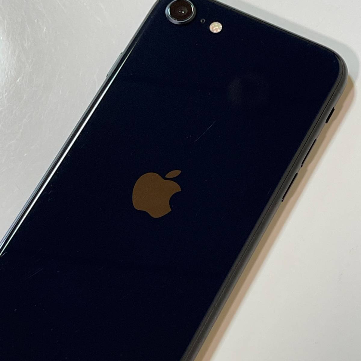 正規 iPhoneSE 第3世代 黒 64GB SIMフリーバッテリー最大容量100
