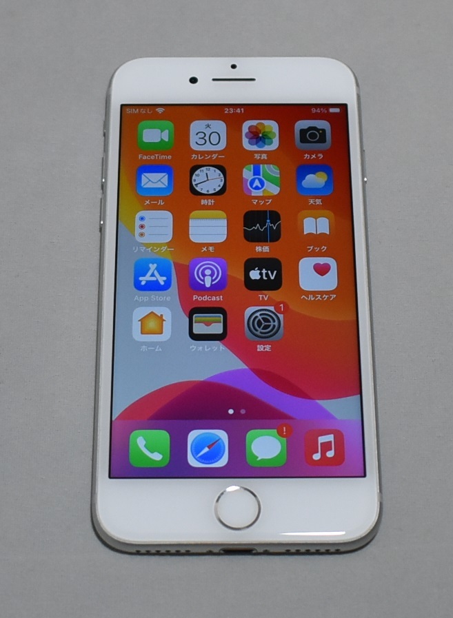 2313【早い者勝ち】iPhone7 32GB SIMフリー☆ 美品】SIMフリー iPhone7 32GBシルバー(SIMロック解除au版