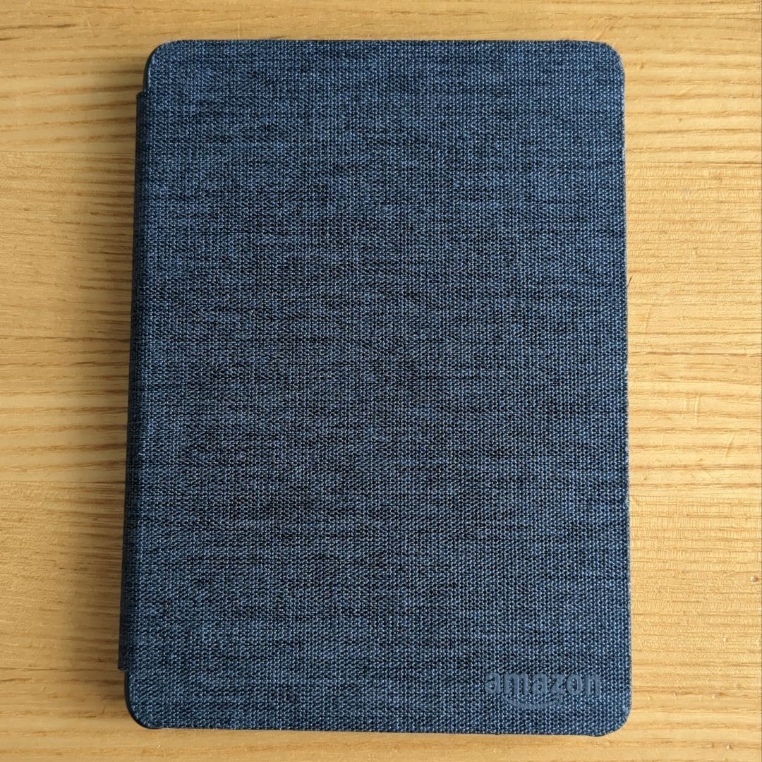 Kindle Paperwhite 第10世代 純正カバー付き