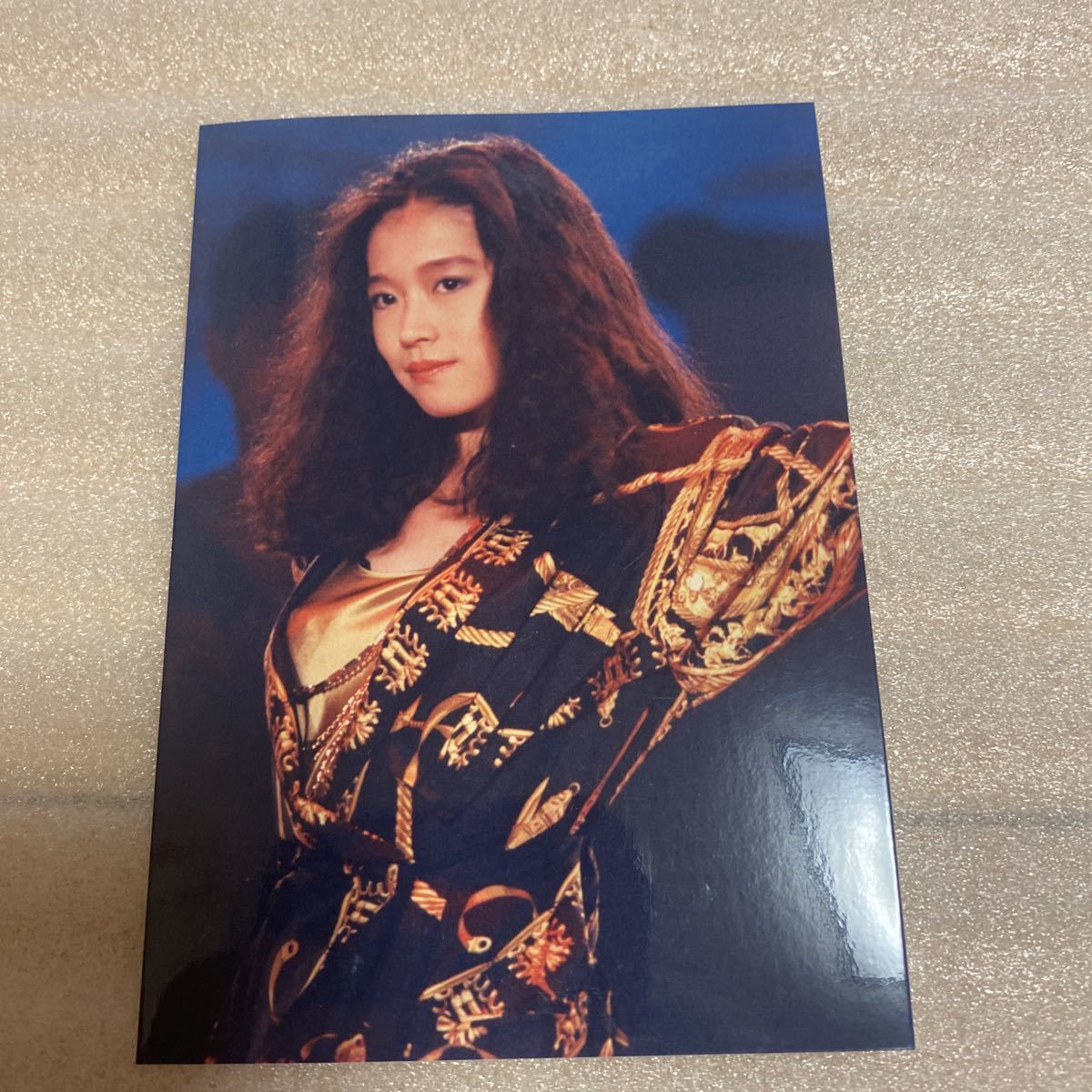 Yahoo!オークション - 中森明菜 BLONDE 生写真 E判サイズ フジカラー Yahoo!オークション - 中森明菜 BLONDE 生写真 E判サイズ フジカラー