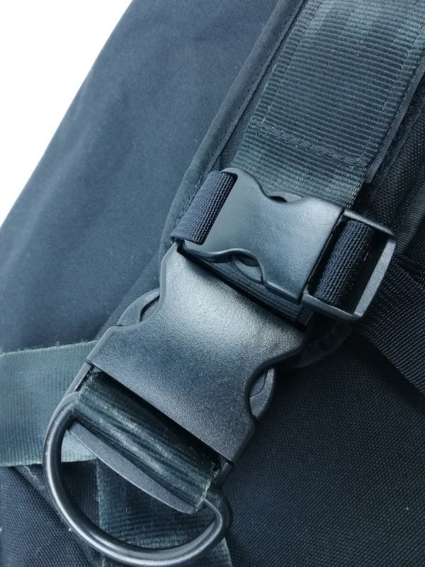 VESSEL WORKSHOP CLASSIC MESSENGER BAG www.camping.com