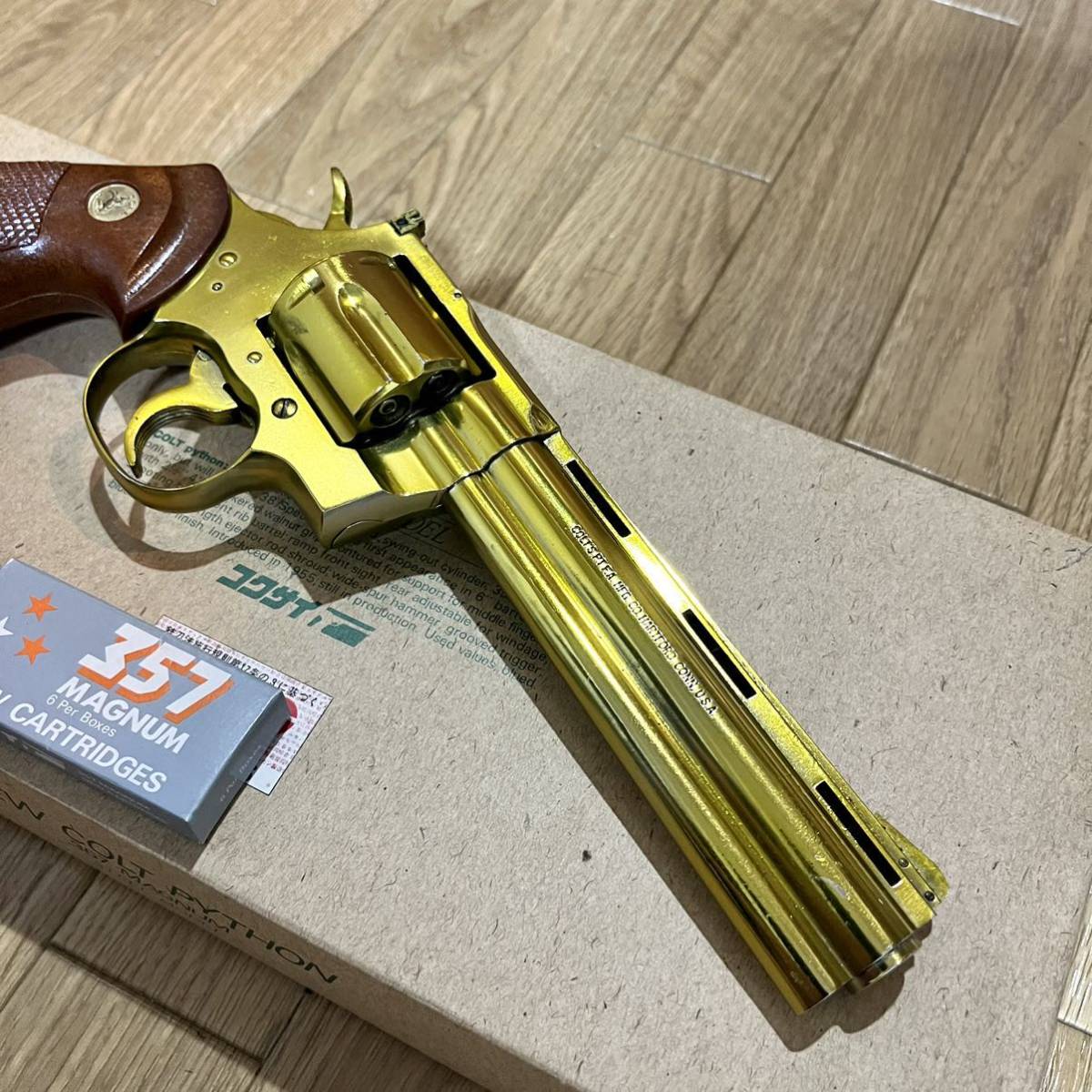 がみられま ヤフオク! コクサイ NEWコルト パイソン.357マグナム 6