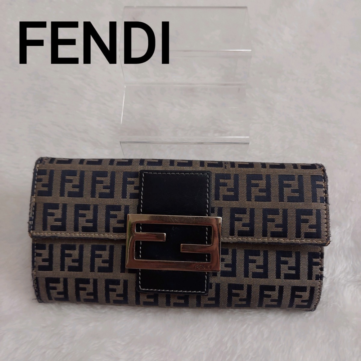 最終値下げ☆ フェンディ FENDIズッキーノ折り長財布 ズッカ柄 FF金具 ネイビー