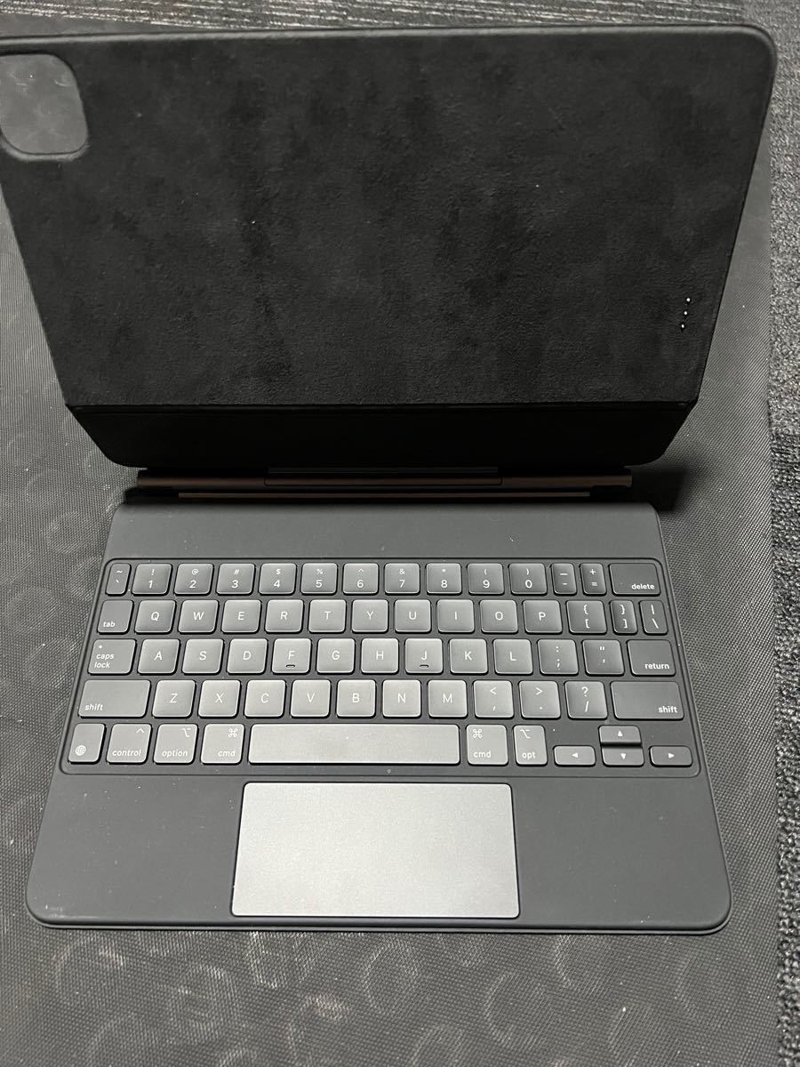Apple 11インチiPad Pro（第3世代）・iPad Air（第5世代）用　Magic Keyboard 
