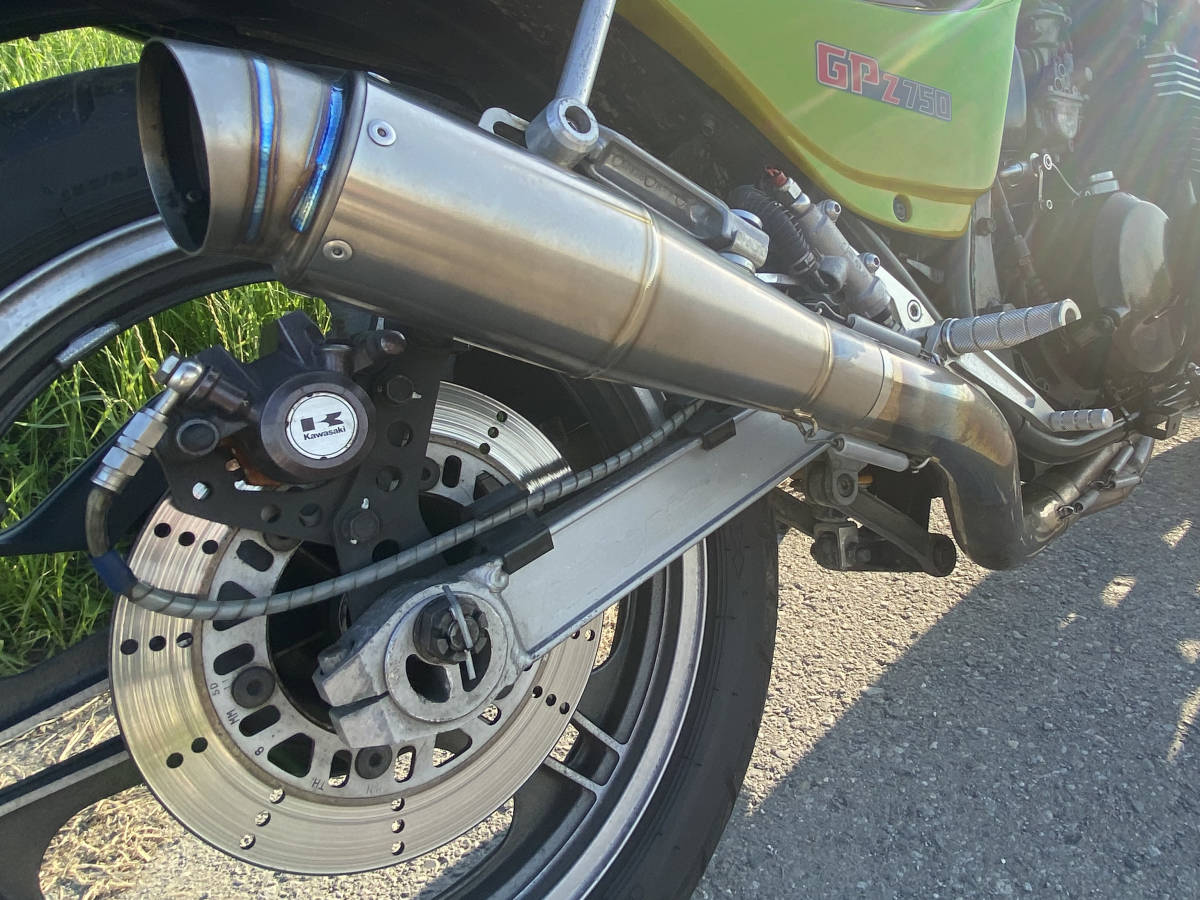ナイトロレーシング コニカルチタンサイレンサー V-2 300MM ハーフポリッシュ 4in1マフラー NITRO RACING GPz750 GPZ750F 即日発送 ナイトロレーシング コニカルチタンサイレンサー V-2 300MM ハーフポリッシュ 4in1マフラー NITRO RACING GPz750 GPZ750F 即日発送