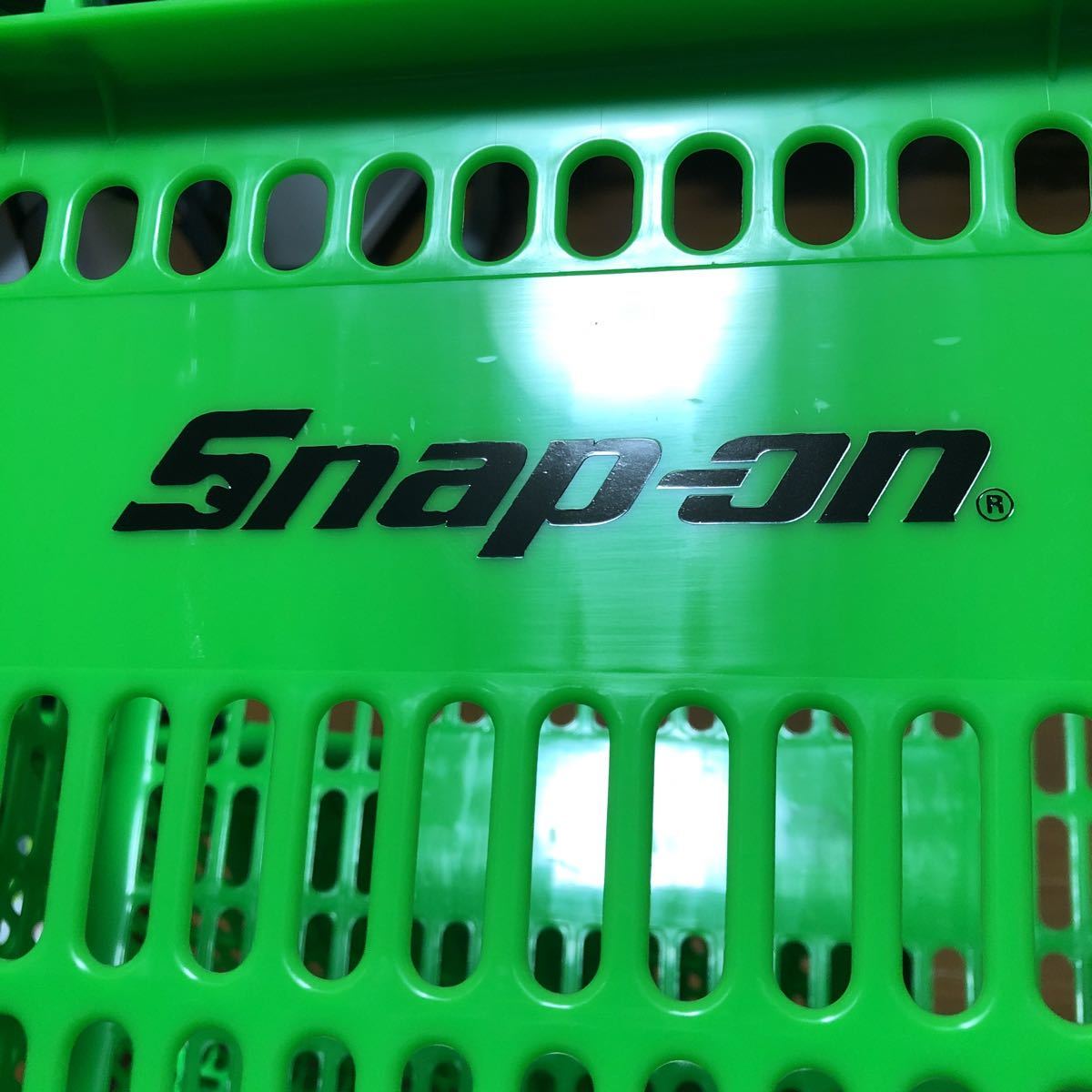 Snap-on スナップオン バスケット カゴ 新品未使用 緑グリーン Snap-on スナップオン バスケット カゴ 新品未使用 緑グリーン