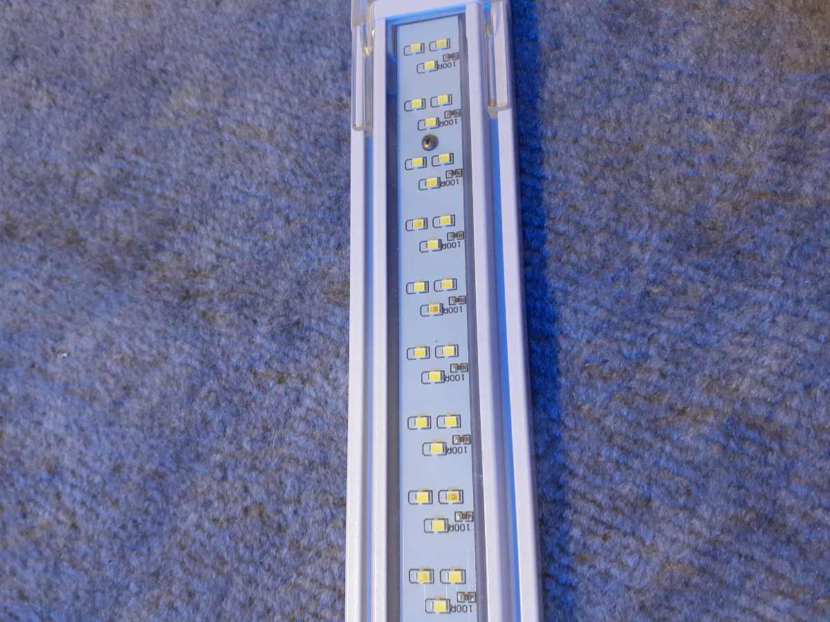 水槽用LEDライト CAVE450 ニッソー NISSO　色 ホワイト サイズ(幅×奥行×高さ 45×5.2×1.6)cm　熱帯魚　観賞魚_画像5
