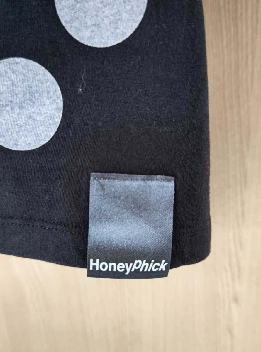 Honeyphick（ハニーフィック）Ｍサイズ　デザインメンズＴシャツ　丸首　黒　ブラック_画像4