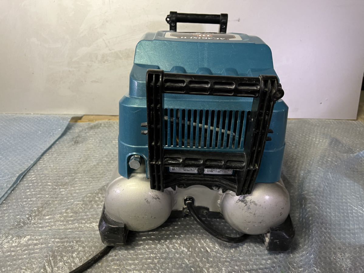 良品 マキタ 高耐久 エアコンプレッサー AC461XLH 満タン速い