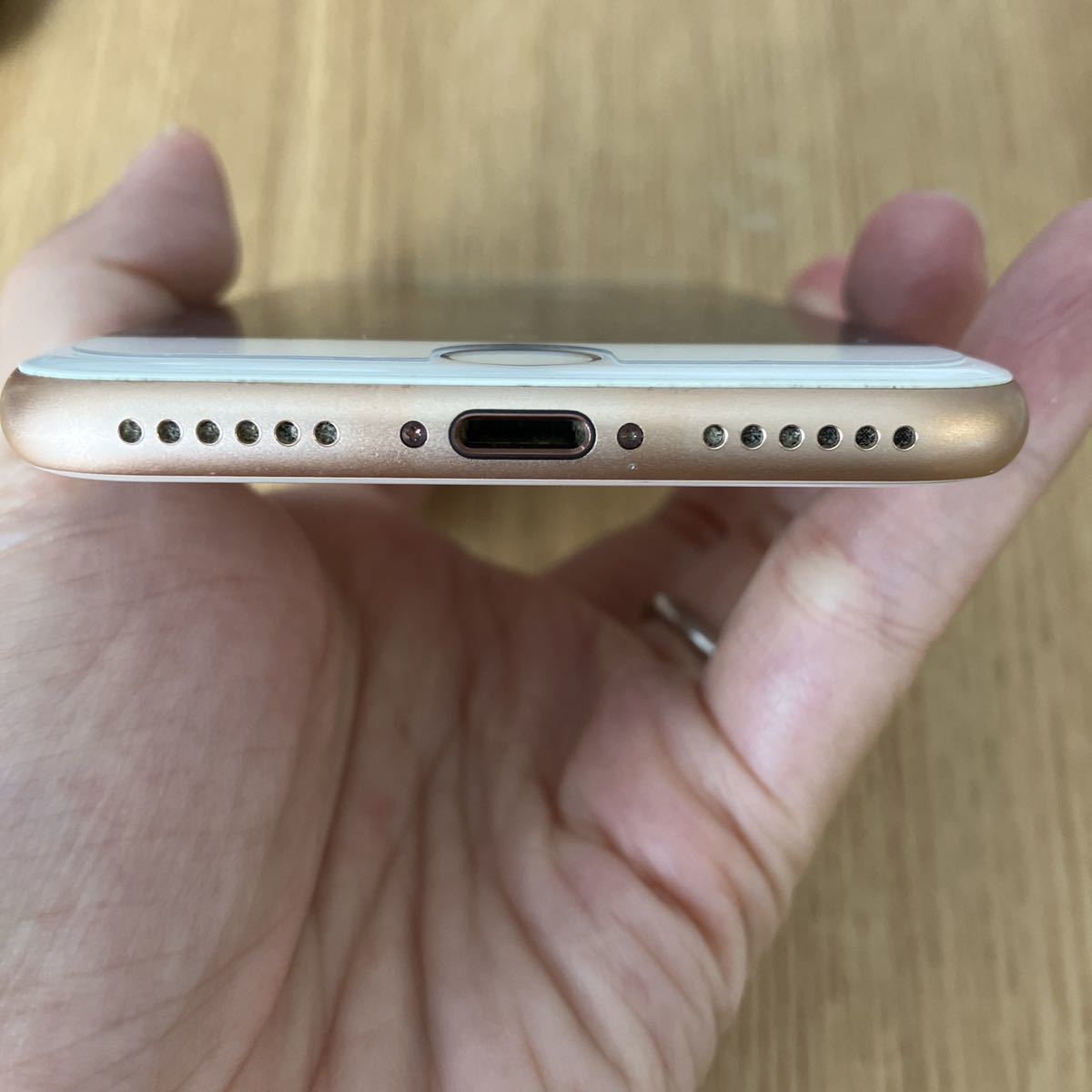 iPhone Apple iPhone8 64GB SIMフリー SIMロック解除 ゴールド 完済 