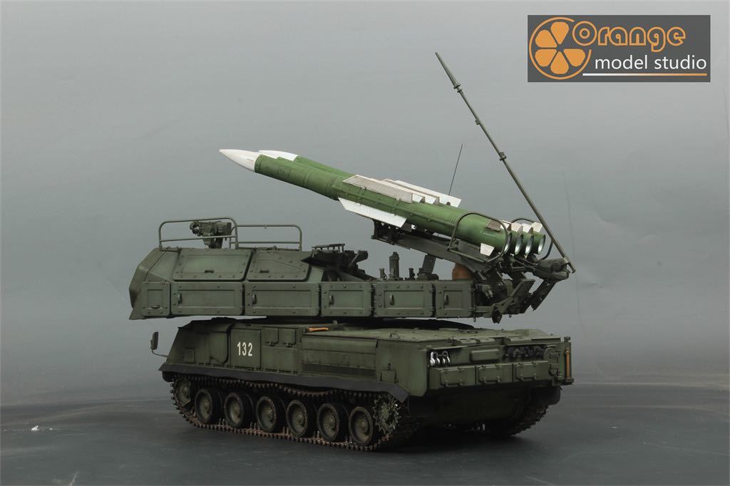 No-360 1/35 9A317 防空ミサイル発射戦車 軍用戦車 金属キャタピラ プラモデル 完成品