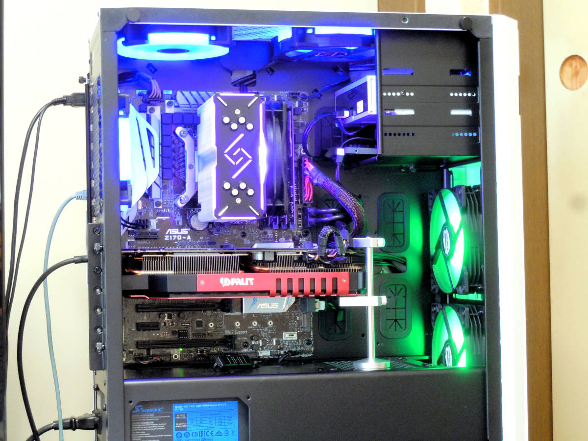 ホワイト・ゲーミング・Win10 PC Core i7-6700K / GeForce GTX980 DDR5