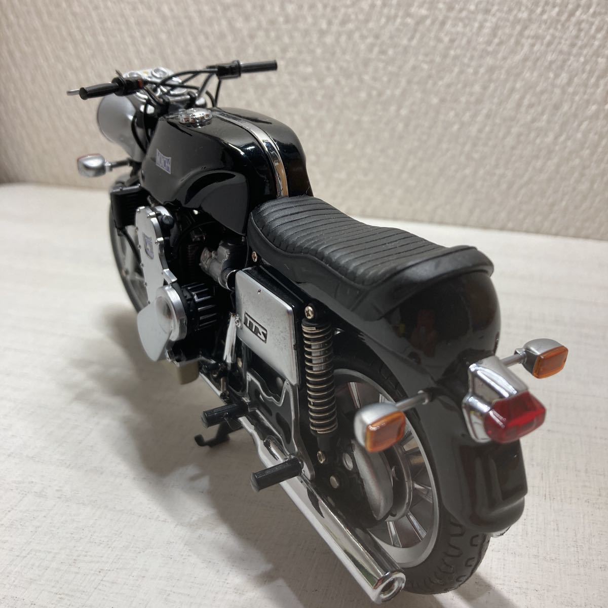 華麗 ミニチャンプス 1/12 破損有り TTS 4 マムート ミュンヒ オートバイ