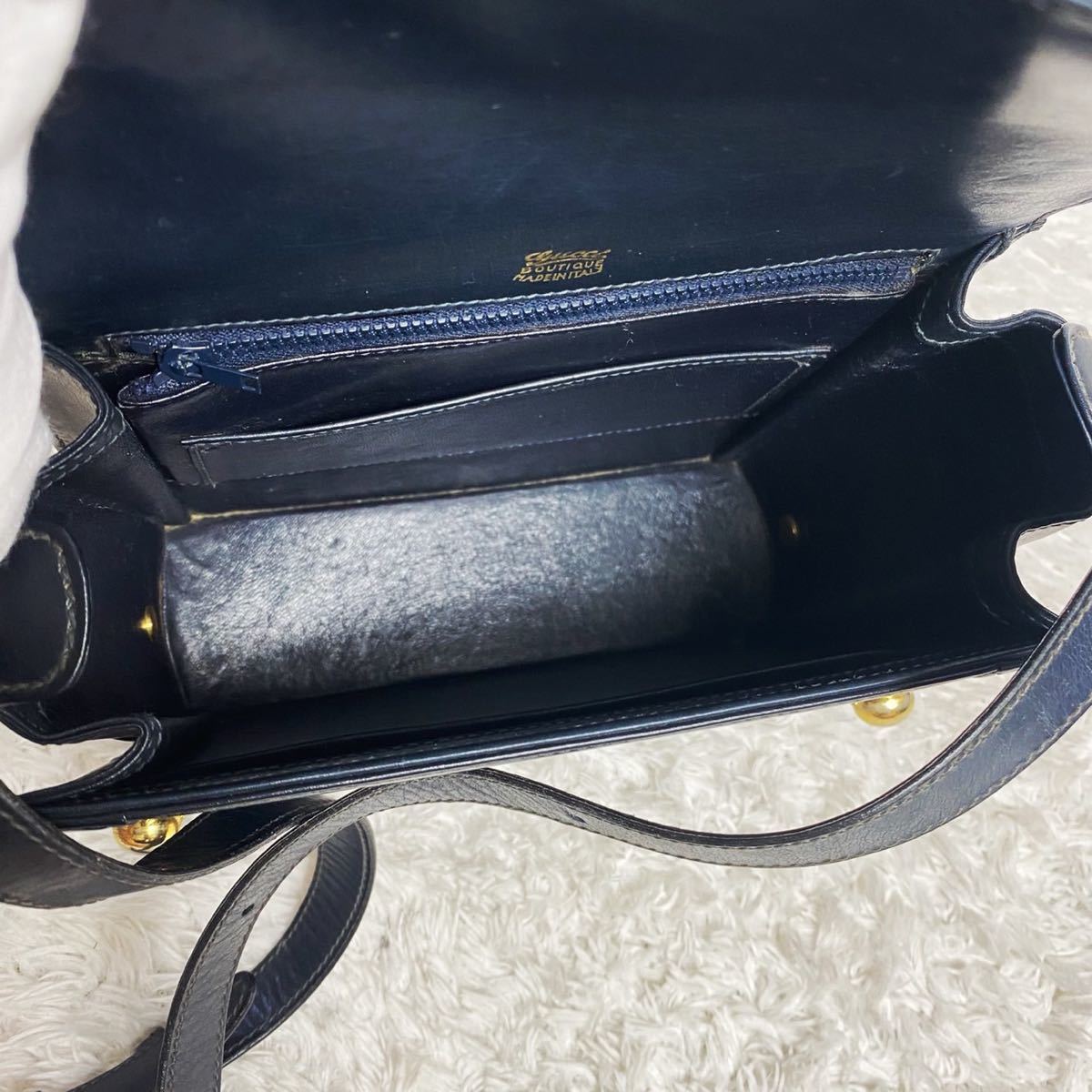 【極希少】グッチ ショルダーバッグ レザー ボックスカーフ ゴールド 金具 箱型 ボックス フラップ オールドグッチ 黒 ブラック GUCCI