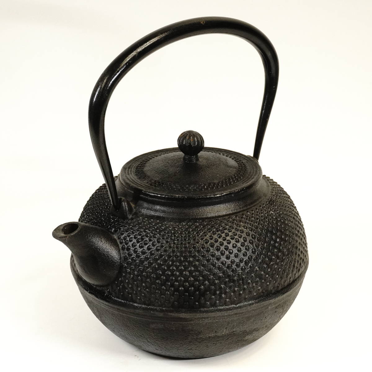 昭和ビンテージ 南部鉄器 鉄瓶 霰 アラレ紋 丸型 湯沸 煎茶器 茶道具 幅20cm 高さ24cm 重さ2.3kg IHK_画像2