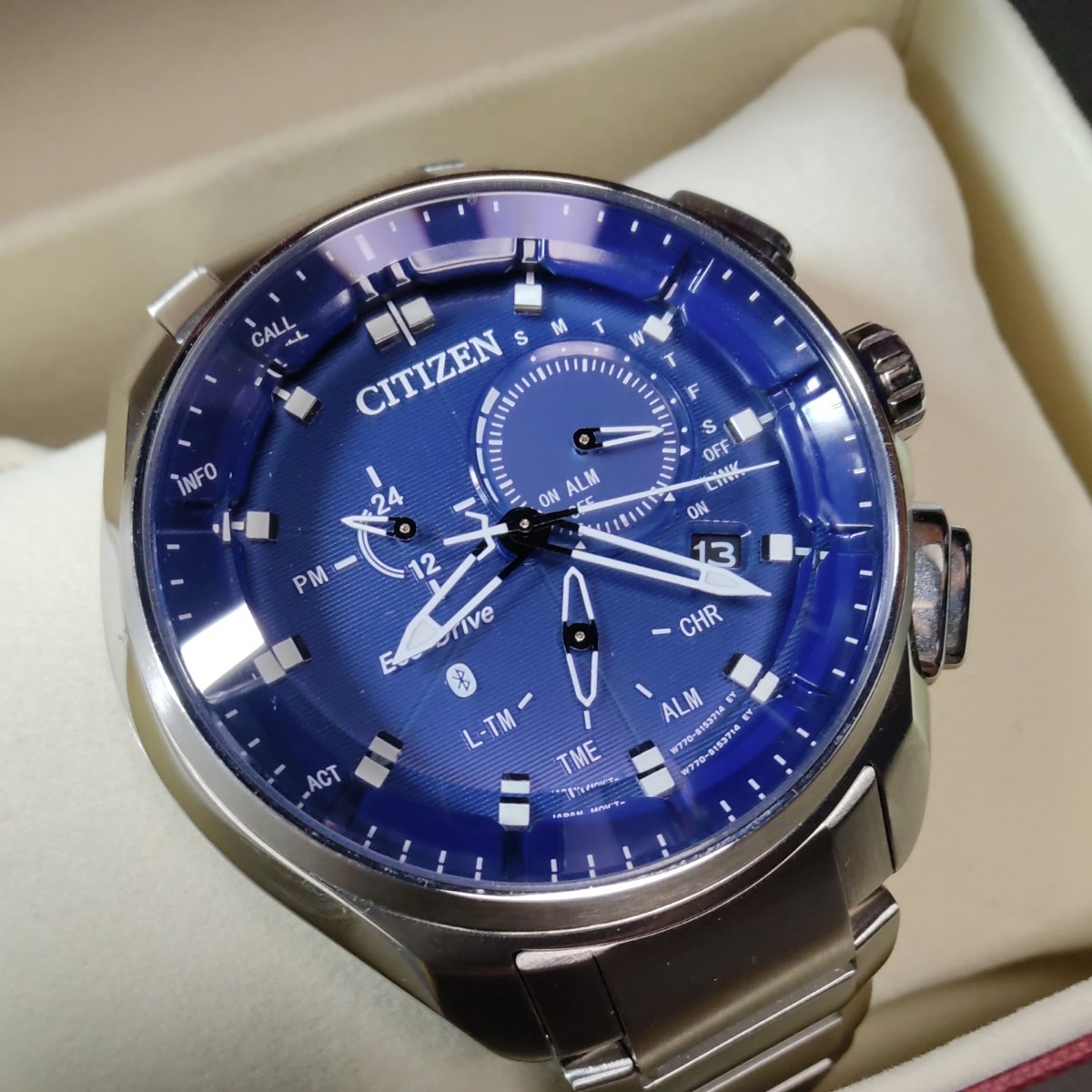 シチズン【CITIZEN】エコドライブ Bluetooth W770（BZ1021-54L