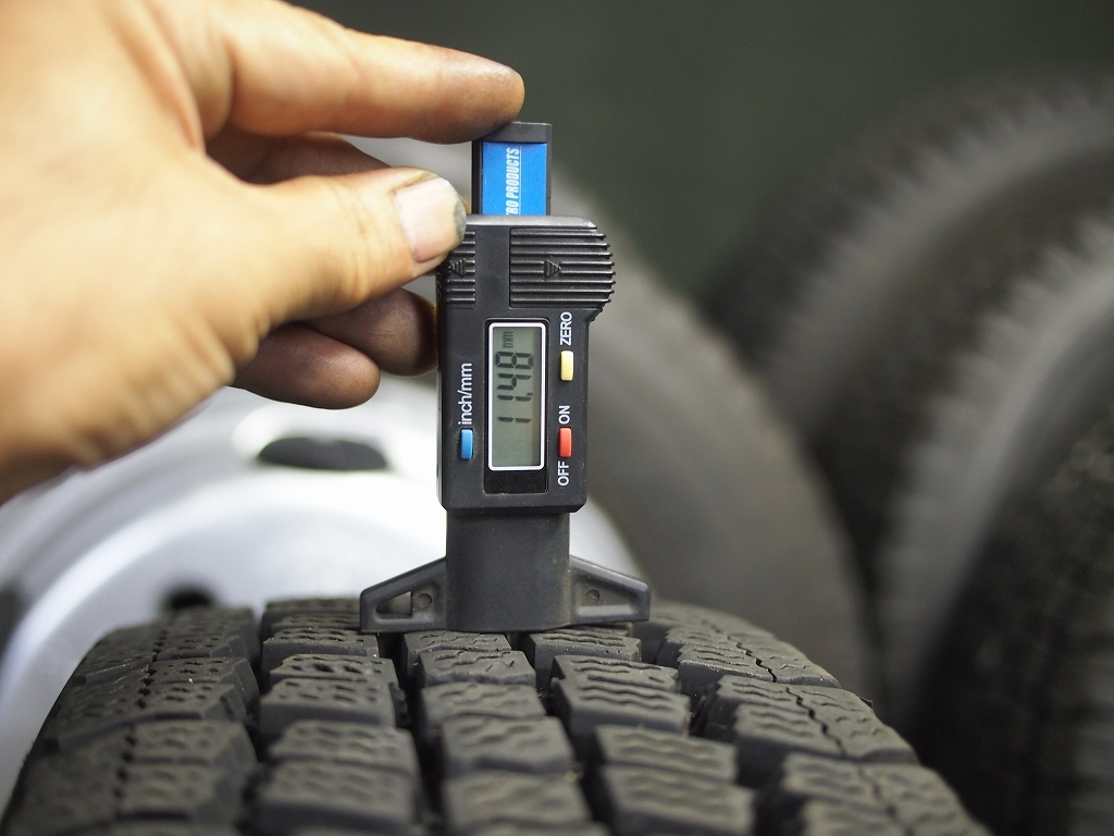 2018年TOYO DELVEX M934 195/75R15 鉄ホイールセット トヨタ ダイナ