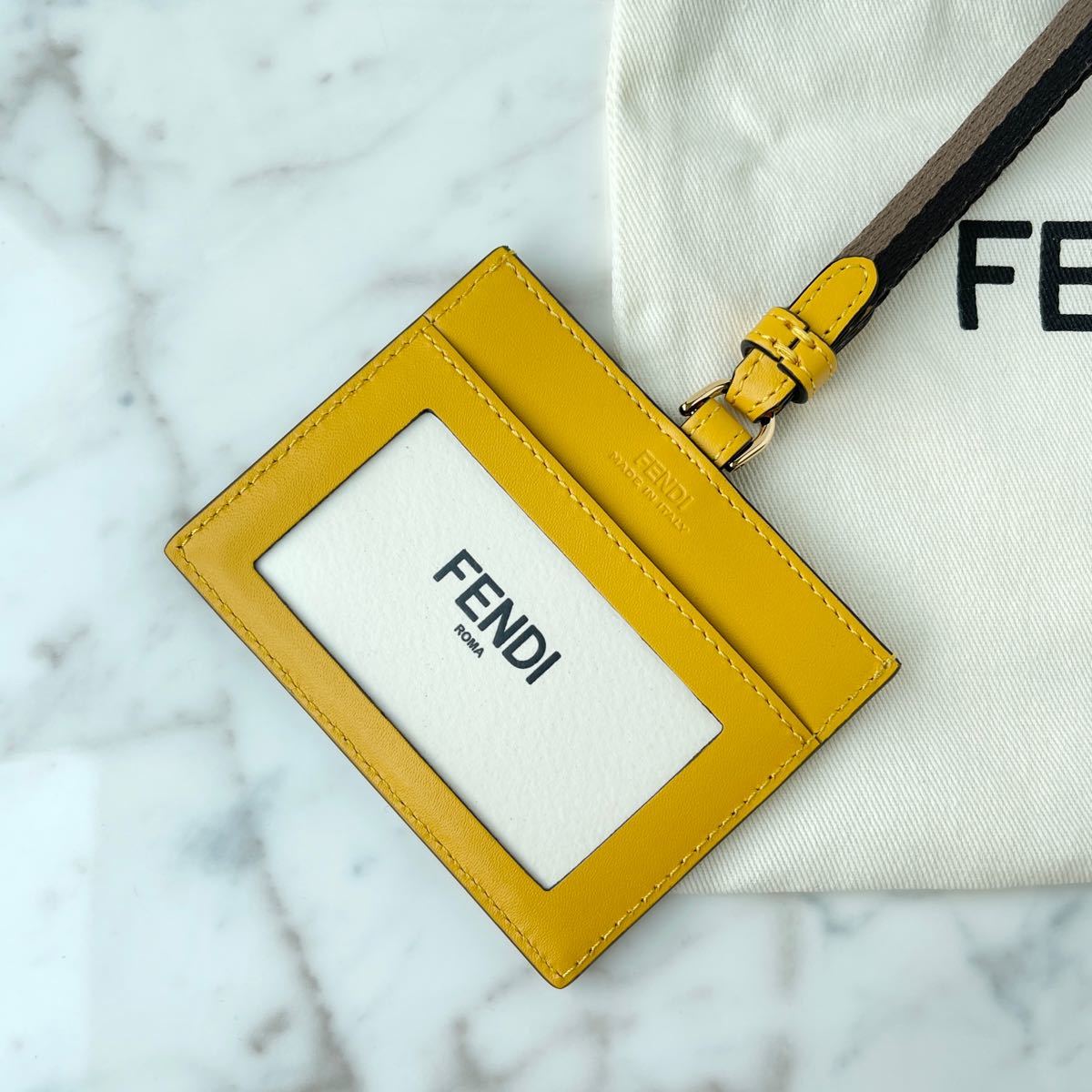 FENDI フェンディ ID ネーム カードホルダー レザー 新品 国内 FENDI フェンディ ID ネーム カードホルダー レザー 新品 国内