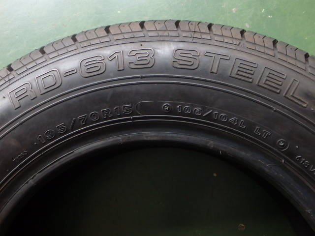 L15318-ブリヂストン RD-613 STEEL 195/70R15 106/104L 中古 9.9分山 6本セット サマータイヤ 2021年製_画像2