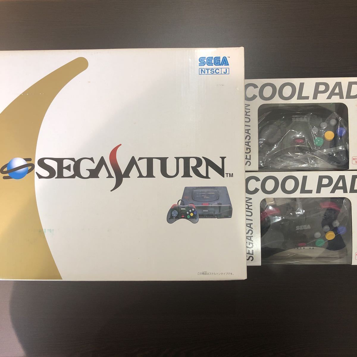 【未使用】SEGA SATURN セガサターン This is COOL & 非売品コントローラー2個+非売品体験版ソフト_画像1