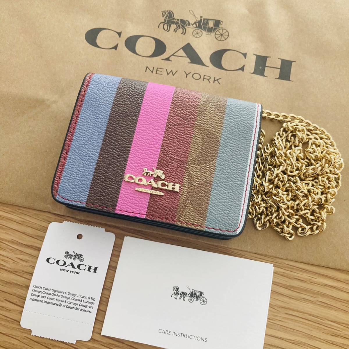 独特の素材 コーチ COACH レザー シグネチャー ミニ財布 黒 チェーン