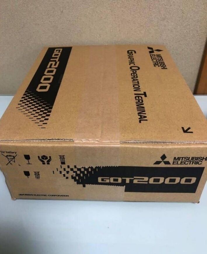新品 ☆安心保証 三菱電機 MITSUBISHI 表示器GOT GT2506HS-VTBD