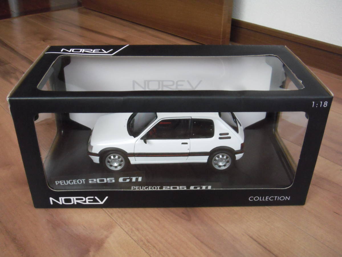 1/18 205 gti white 1.6l 1988 - norev